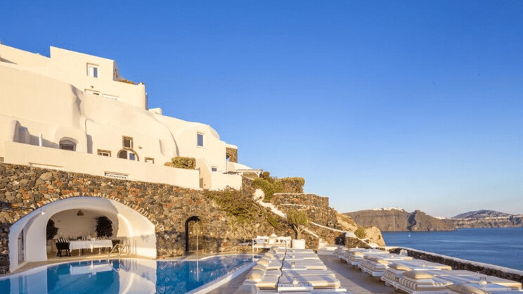 Canaves Oia Suites